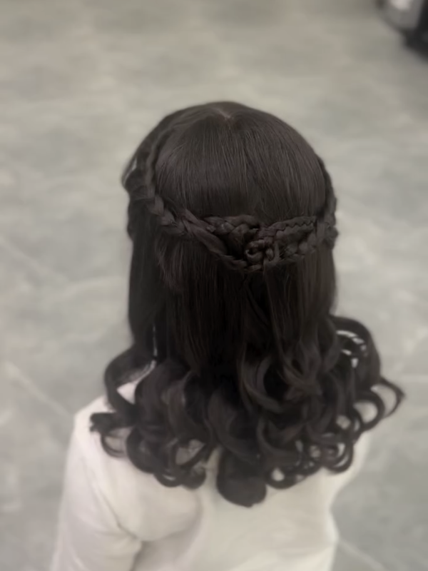 EM Salon-13